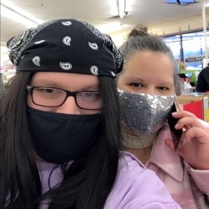 Meet your Posher, Ella